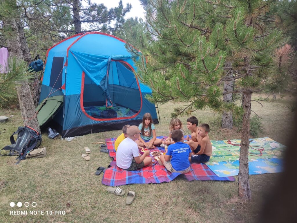 768b4581-c4f4-41b1-bb20-a54a45b6981b