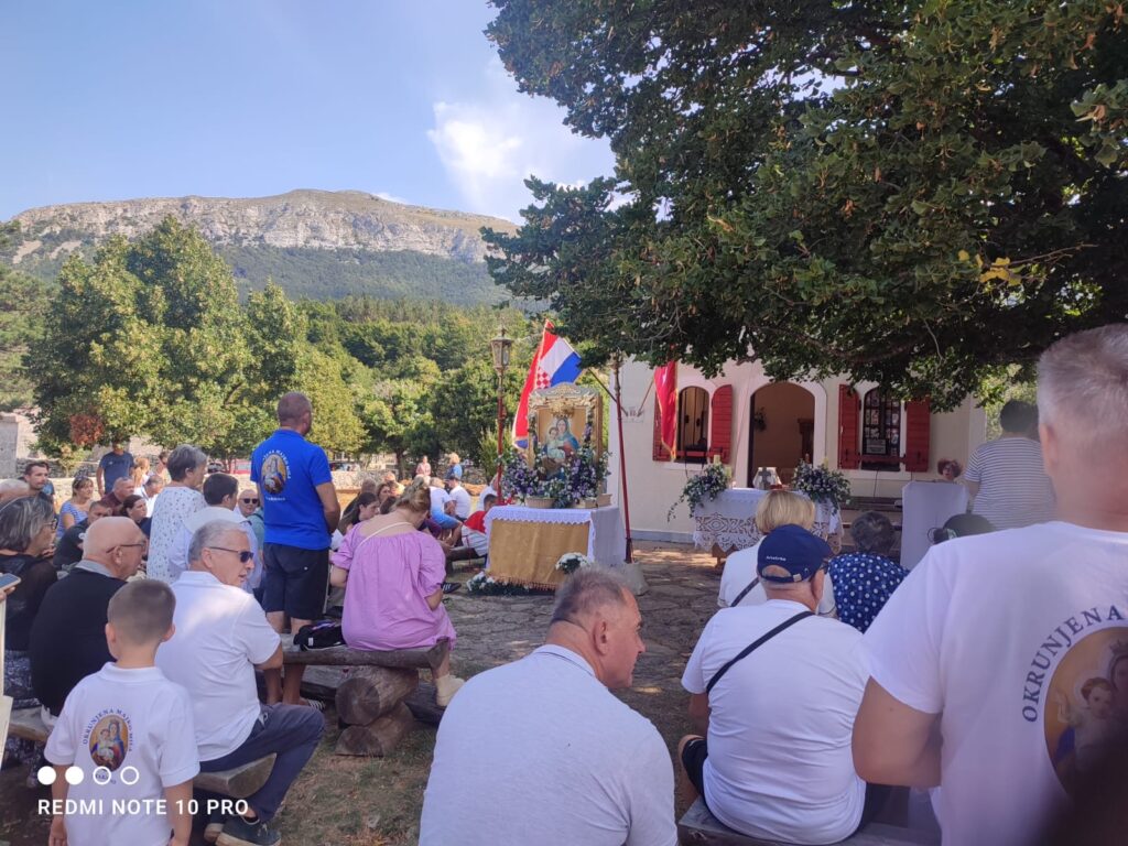 f5148821-e92b-435a-ad6b-19ed4483a47f