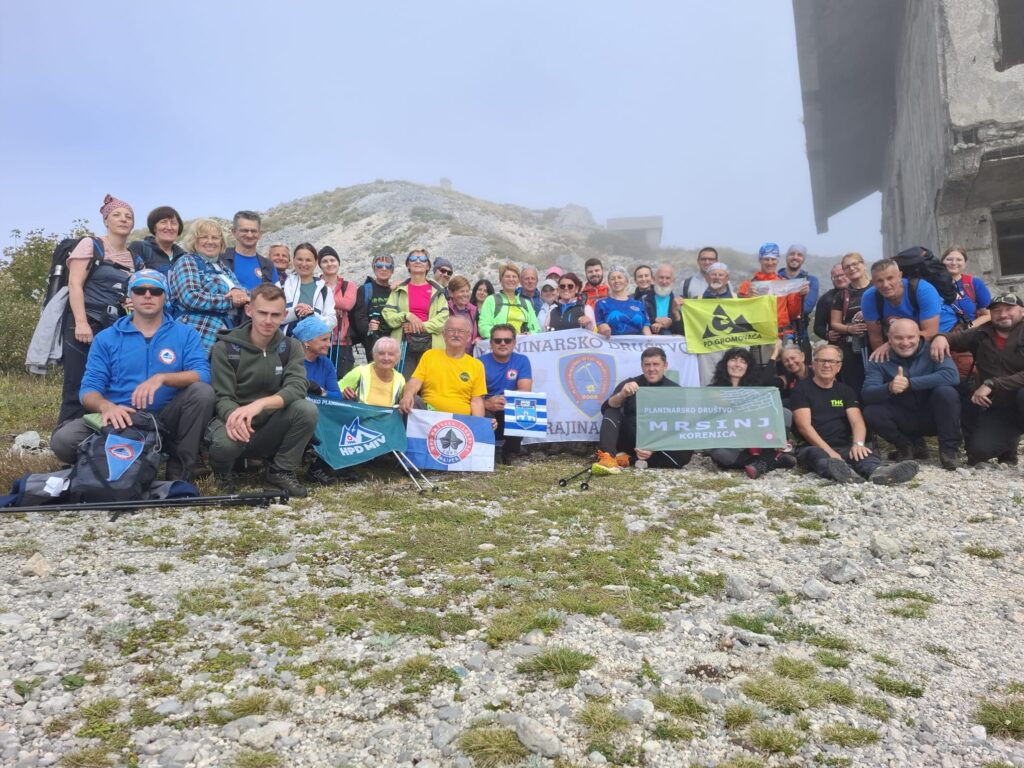 0e271df6-c70d-4e7a-aa50-4307900d23d0