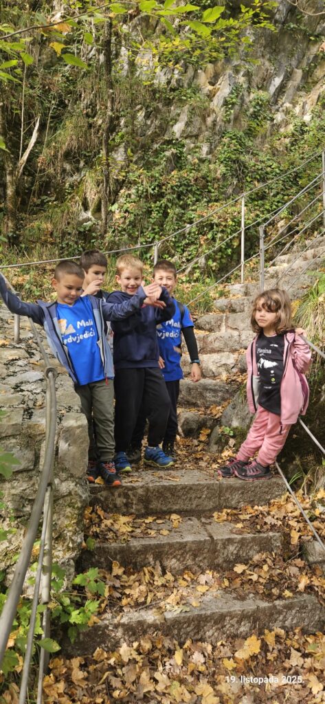 94307401-1032-43fe-a0e3-d2cc2ff20f32