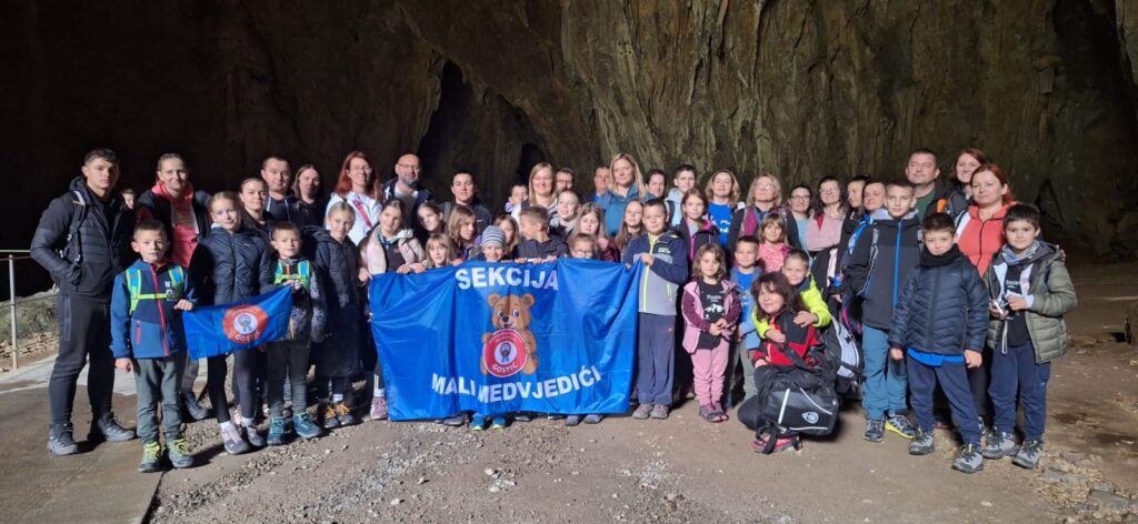 a05f533c-9d97-49a6-b9bb-fd913dc2b06a