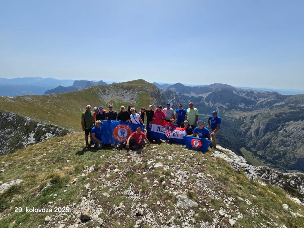 b6e179e0-88a8-473d-b989-8e44b9fa9727