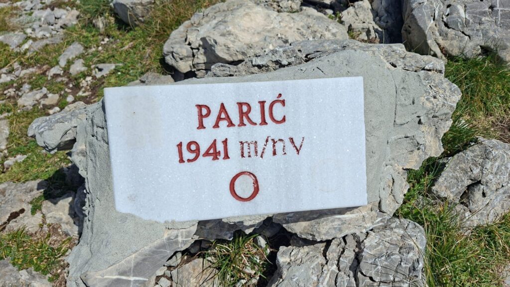 cef4e65d-619e-4fa4-9001-72663d26f8b8